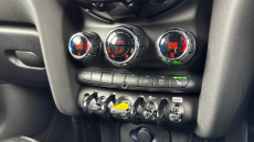 MINI Hatchback 135kW Cooper S Level 2 33kWh 3dr Auto Electric Hatchback